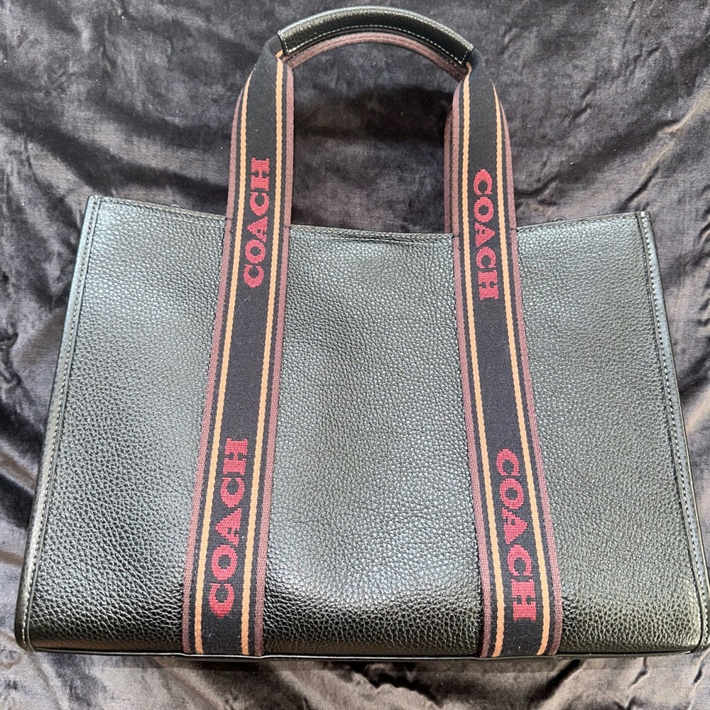 Coach Smith Tote in Black Leather Unisex
